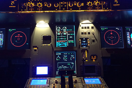 中国先进仿真专业级飞行模拟系统